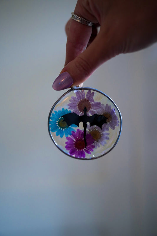 Wyvern Medallions Floral